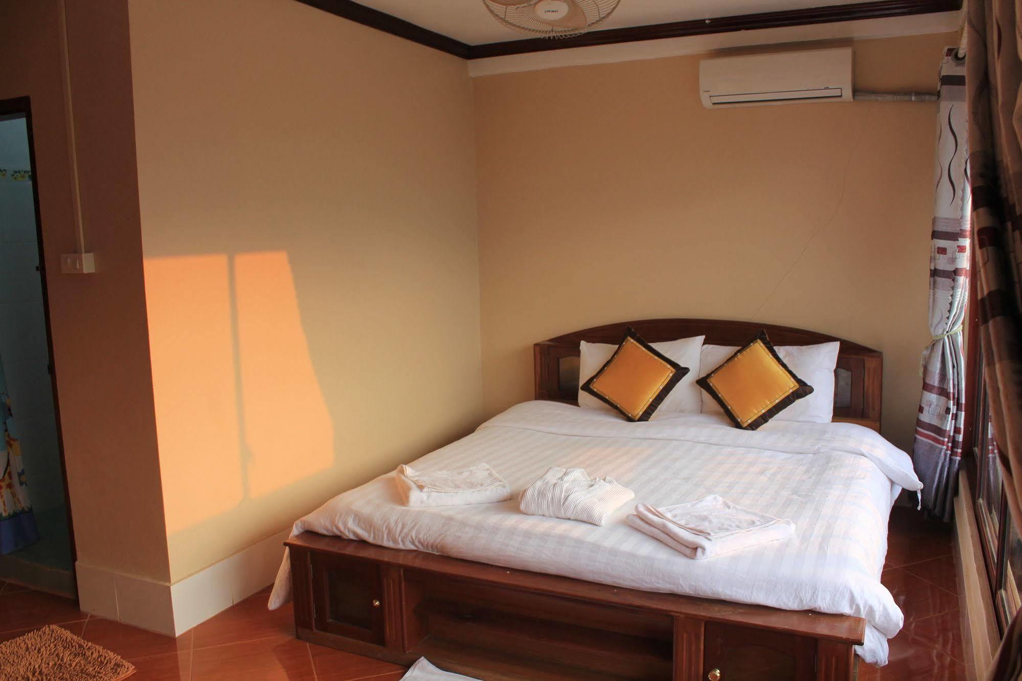 Mountainview Riverside Boutique Hotel Vang Vieng Eksteriør billede